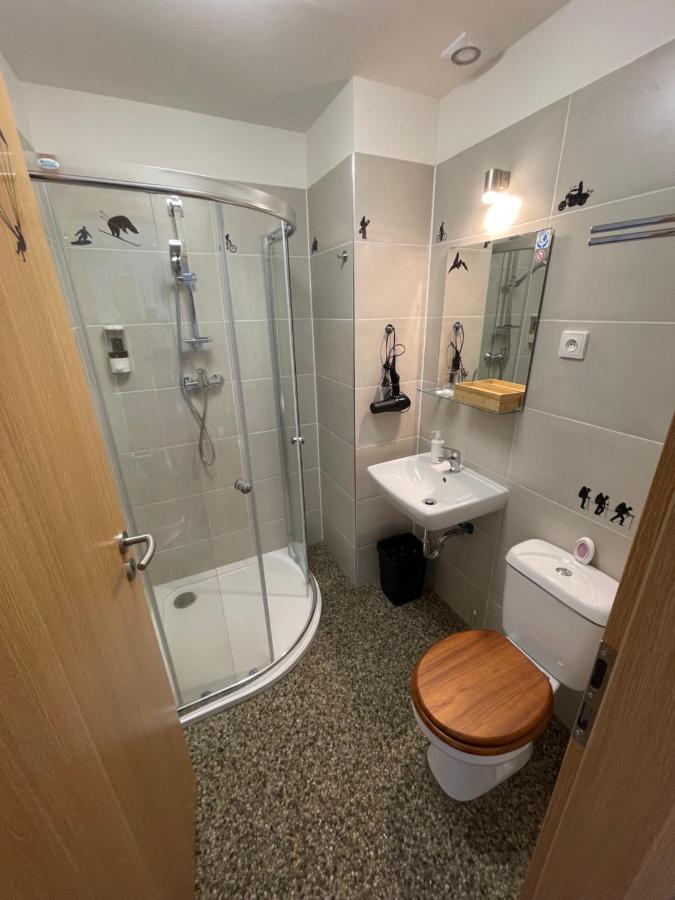 Wolf House Klinovec Hotel Loucna pod Klinovcem Luaran gambar
